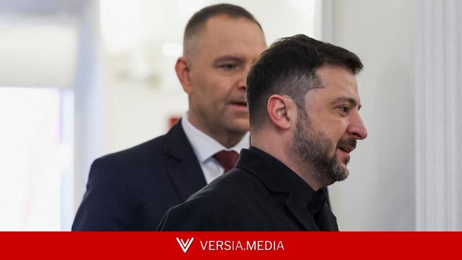 Зеленский отказался от поездки на конференцию в Польшу